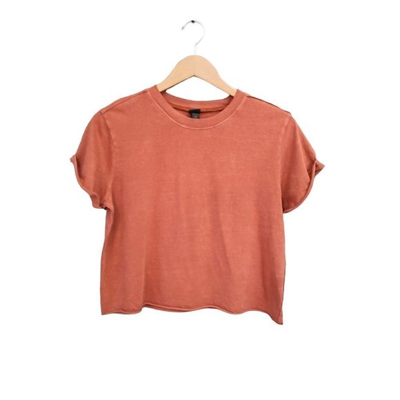 𝅺nwt Wild Fable Rust Roll Tab Sleeve Cropped T-shirt XS‎ - Picture 1 of 11